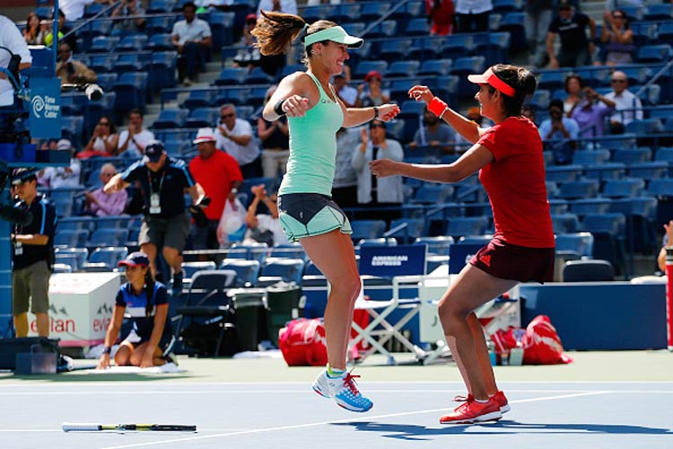 Sania Mirza-Martina Hingis won Guangzhou Open title