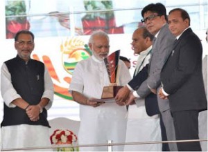 Himachal Pradesh with Krishi Karman Award