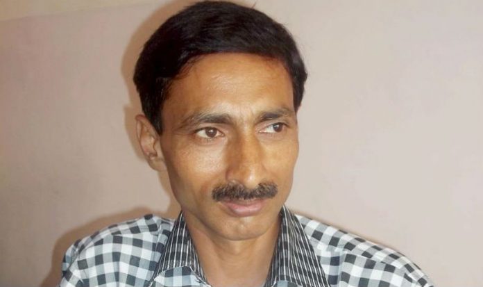 Jagendra Singh gets press club award for bravery in Journalism Jagendra Singh gets press club award for bravery in Journalism