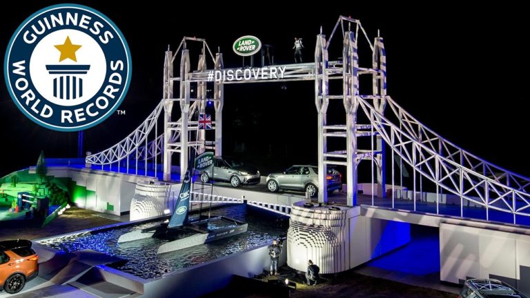 land-rover-breaks-guinness-world-record-for-largest-ever-lego-structure