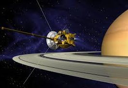NASA's Cassini spacecraft successfully travels between Saturn and its rings