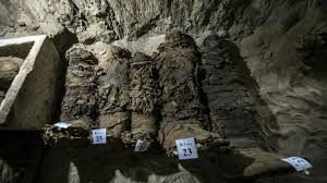 17 mummies found at burial site in Egypt
