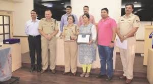 Pune city police receive FICCI Smart Policing Award 2017