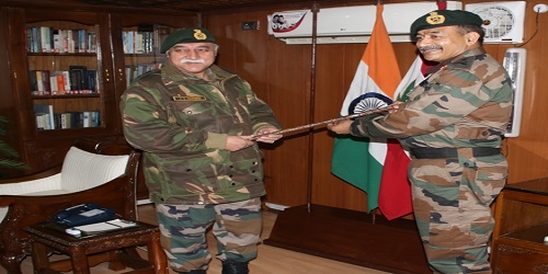 Lt. Gen. AK Bhatt takes charge as the 47thCorps Commander of Chinar Corps