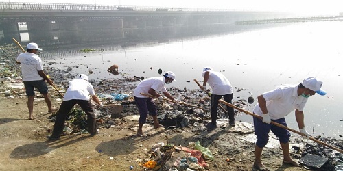NMCG undertakes cleanliness drive at Kalindi Kunj Ghat in Delhi