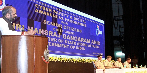 First Cyber Forensic van of Delhi Police launched by Minister of State for Home Affairs Shri Hansraj Gangaram Ahir