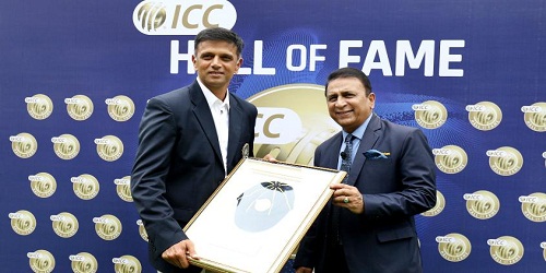 Rahul Dravid receives ICC Hall of Fame cap from Sunil Gavaskar