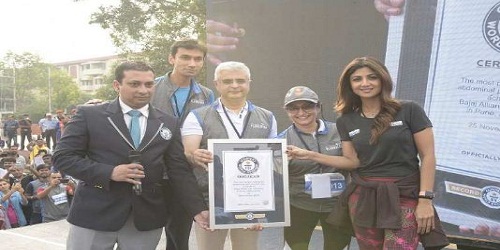 Shilpa Shetty Kundra leads India to set new Guinness World Record with plankathon for 60 Seconds