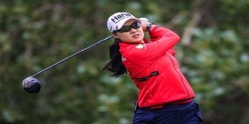 Minjee Lee becomes the first woman to win Australia's Greg Norman Medal