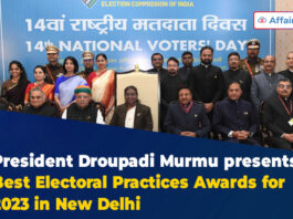 President Droupadi Murmu presents Best Electoral Practices Awards for 2023 in New Delhi